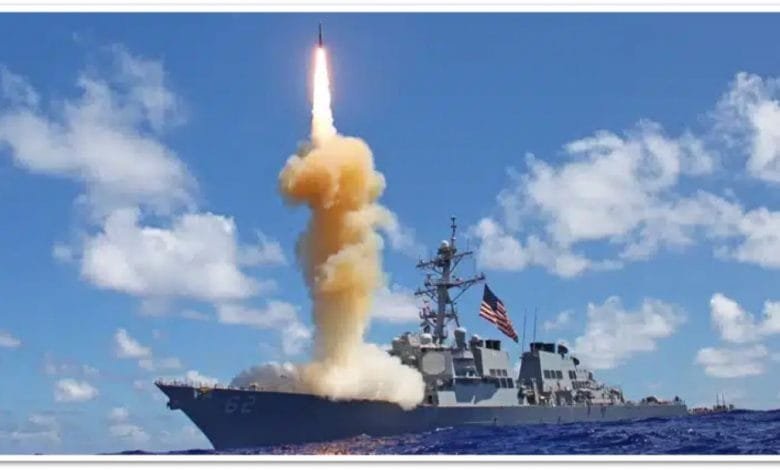 Valiant Shield tatbikatında, Ordunun Alt Kademe Hava ve Füze Savunma Sistemi ve Entegre Savaş Komuta Sistemi'nden izleme ve hedefleme verilerini kullanarak Standart Füze-6 kullanarak bir hedefi başarılı bir şekilde engellediğini gösterdi.