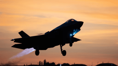 Savunma Bakanlığı ve Lockheed Martin, sonunda birçok müttefikin hava kuvvetlerinde sayıları binleri bulacak olan F-35'in maliyetini düşürmek için mücadele etti. Ancak uzmanlar, benzer ölçek ekonomileri olmadan, altıncı nesil bir savaş uçağının fiyat etiketini benzer bir dereceye kadar düşürmenin imkansız olmasa da zor olacağını söylüyor.