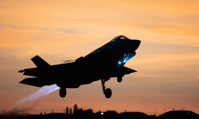 Savunma Bakanlığı ve Lockheed Martin, sonunda birçok müttefikin hava kuvvetlerinde sayıları binleri bulacak olan F-35'in maliyetini düşürmek için mücadele etti. Ancak uzmanlar, benzer ölçek ekonomileri olmadan, altıncı nesil bir savaş uçağının fiyat etiketini benzer bir dereceye kadar düşürmenin imkansız olmasa da zor olacağını söylüyor.