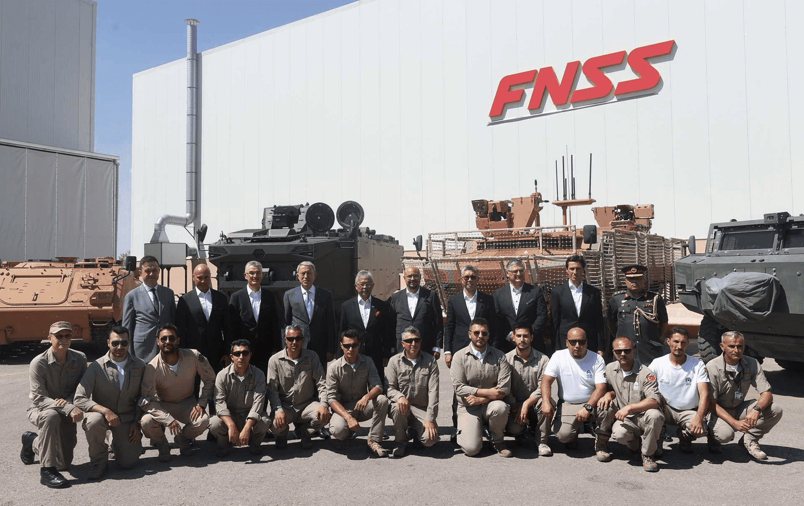 Nurol Holding FNSS'nin Hisselerini Tamamen Satın Alıyor