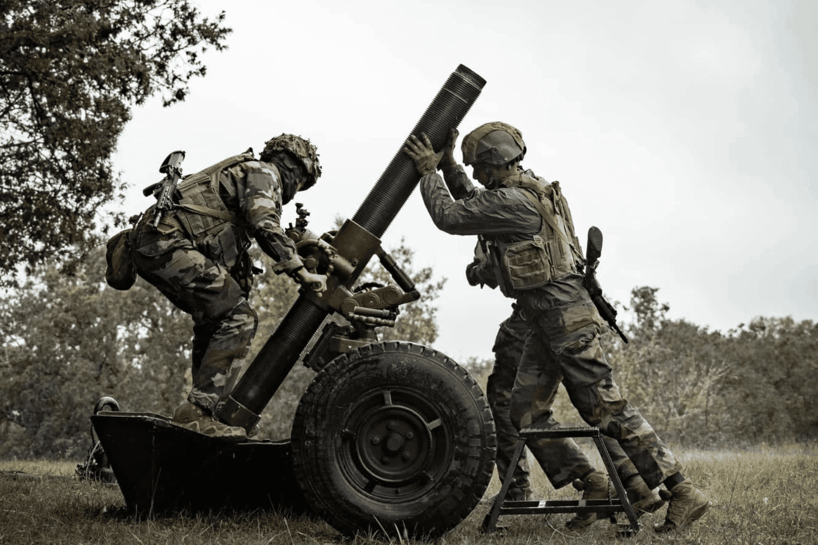 Fransız Ordusu 120mm Havanları Serval Araçlarıyla Entegre Ediyor-global Fransız Ordusu 120mm Havanları Serval Araçlarıyla Entegre Ediyor global