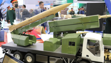 İran, BM 300 Balistik Füzesini Vietnam da Tanıttı