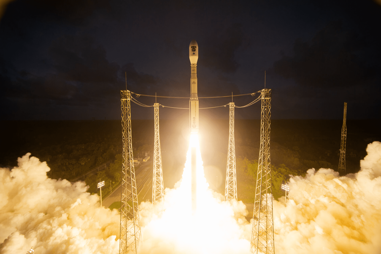 Sentinel 1C ve Vega C Avrupa Uzayda Yeni Bir Başarı