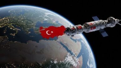 Milli Uzay Programı’na katılım sağlayan devlet kurumları, savunma sanayii şirketleri ve özel sektör firmaları programın hedeflerine ulaşmasında kritik rol oynamaktadır. Türkiye’nin uzay çalışmalarında hem kamu hem de özel sektör işbirliği öncelikli olarak benimsenmiştir
