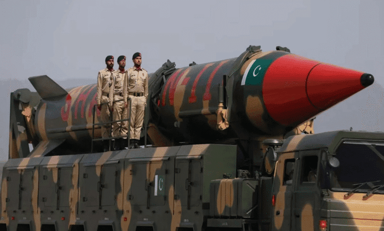 Pakistan, Ordu Roket Gücü ile Hindistan’ı Hedefliyor