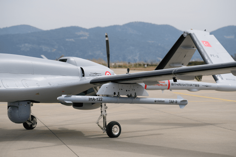 SİHAdan Atılan İHA 122 Füzesi Dünyada Tek