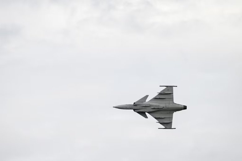 gripen savaş uçağı