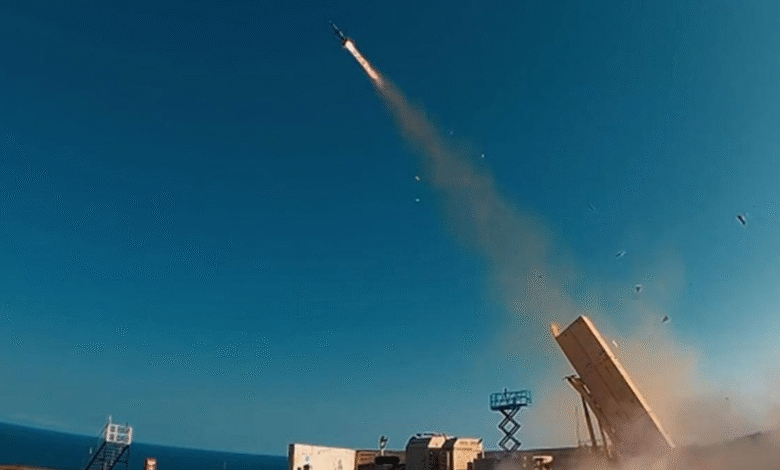 SİPER 1 testte tam isabetle gök kalkanını güçlendirdi