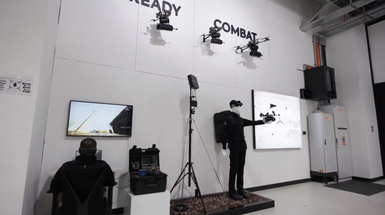 Skydagger 15 Plus, 10 kilogram m&uuml;himmat taşıyor.