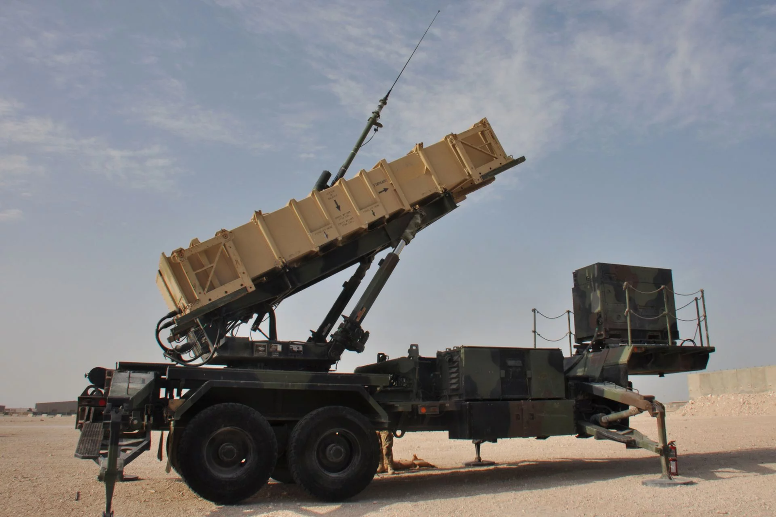 K&ouml;rfez&rsquo;de F&uuml;ze Yağmuru İran&rsquo;ın Saldırı Bilan&ccedil;osu A&ccedil;ıklandı