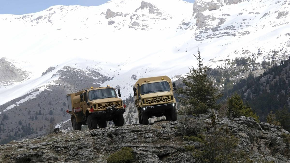 KISRAK Ambulans zorlu arazilerde tahliye gücüyle SAHA 2026’da sahneye çıkıyor. DERMAN ve KISRAK platformları dikkat çekiyor.
