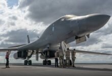 b1 bombardıman uçağı