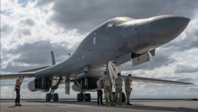 b1 bombardıman uçağı